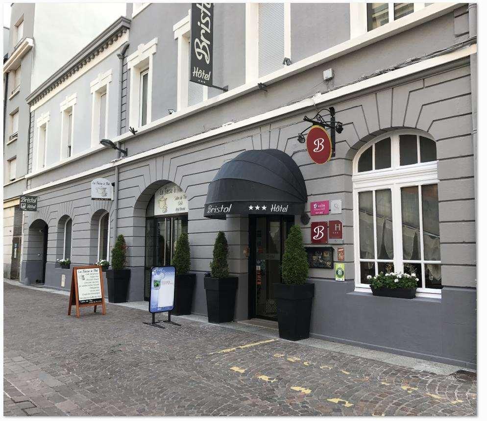 Brit Hotel Bristol Montbeliard Centre Exterior foto