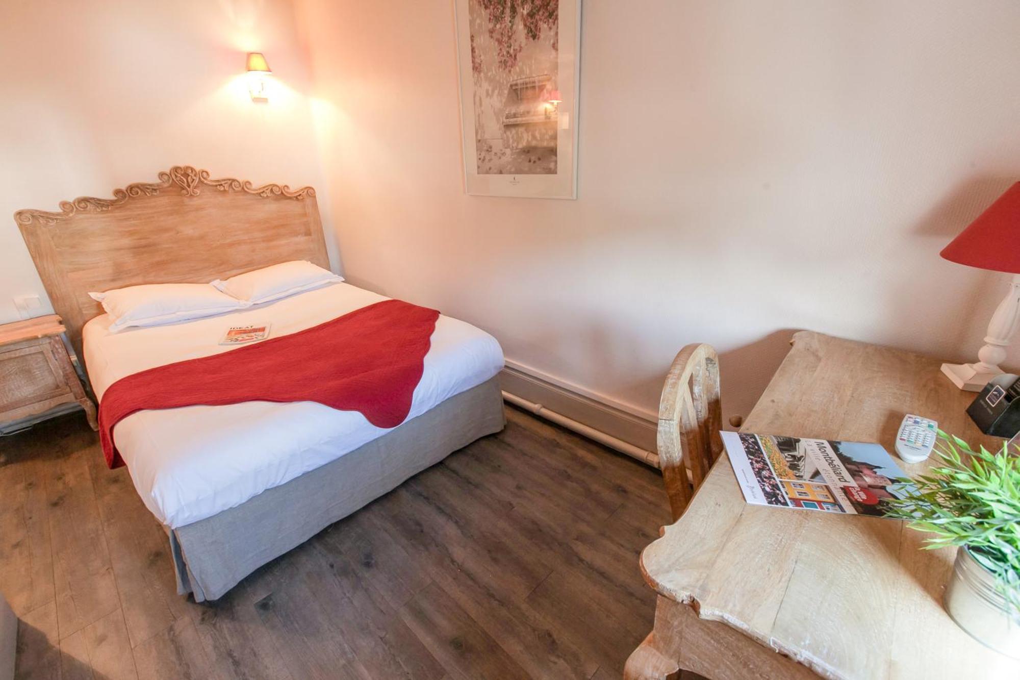 Brit Hotel Bristol Montbeliard Centre Exterior foto