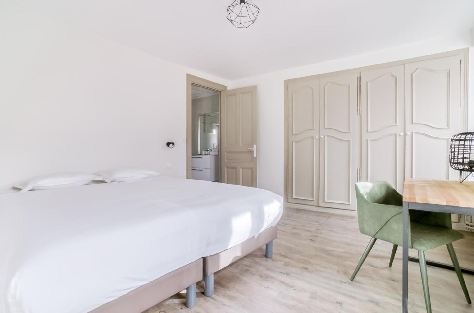 Brit Hotel Bristol Montbeliard Centre Exterior foto