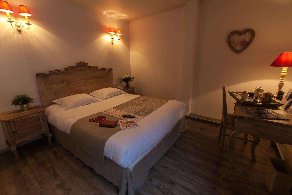 Brit Hotel Bristol Montbeliard Centre Quarto foto