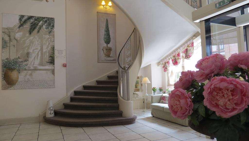 Brit Hotel Bristol Montbeliard Centre Instalações foto