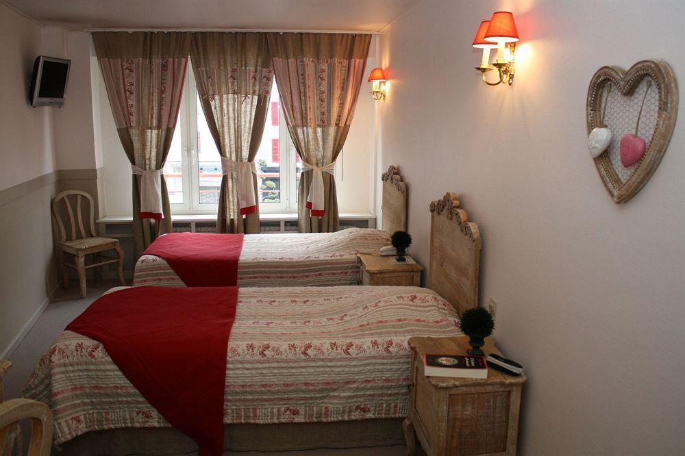 Brit Hotel Bristol Montbeliard Centre Exterior foto